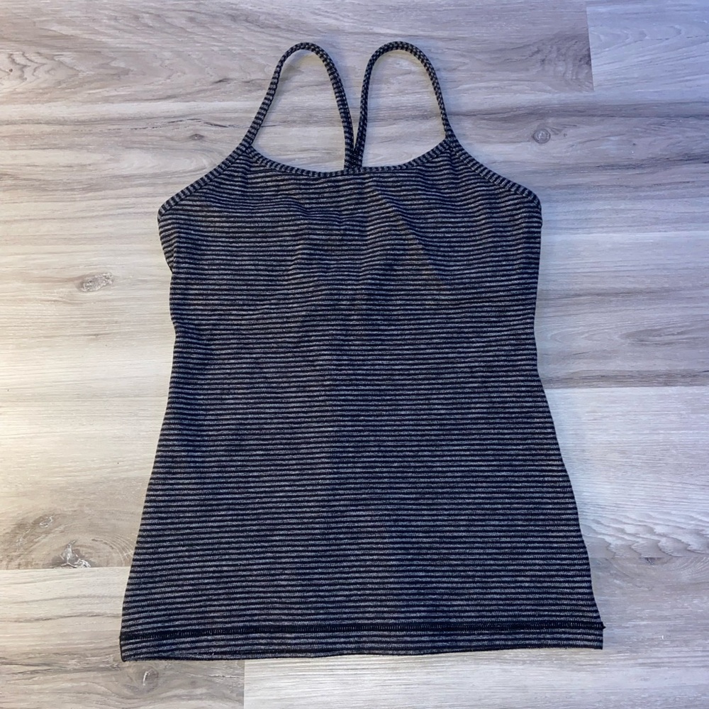 Lululemon power Y tank size 6